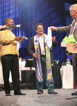 The Rev. Bruce Reyes-Chow receives a Twitter tie