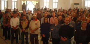 Syrian Christians gather in worship