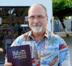 Presbyterian mission co-worker Tim Carriker is general editor of Bíblia Missionária de Estudo, which will be translated from Portuguese into Spanish and English, and possibly Chinese.