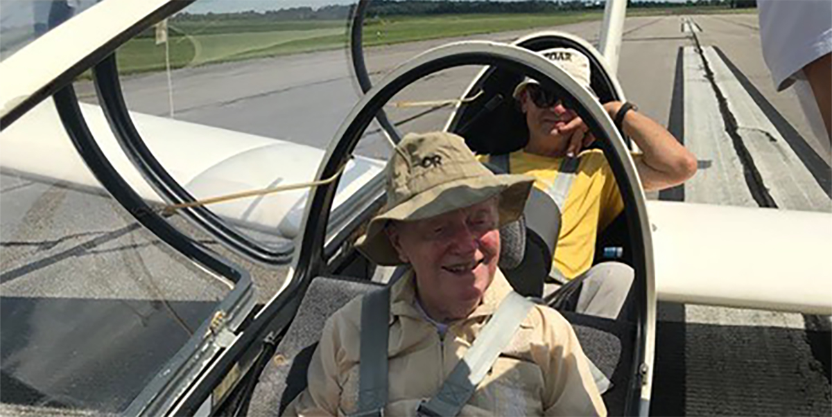 Bob Abrams (front), ready to take off on his 95th birthday glider flight. Photo by Gary Cook