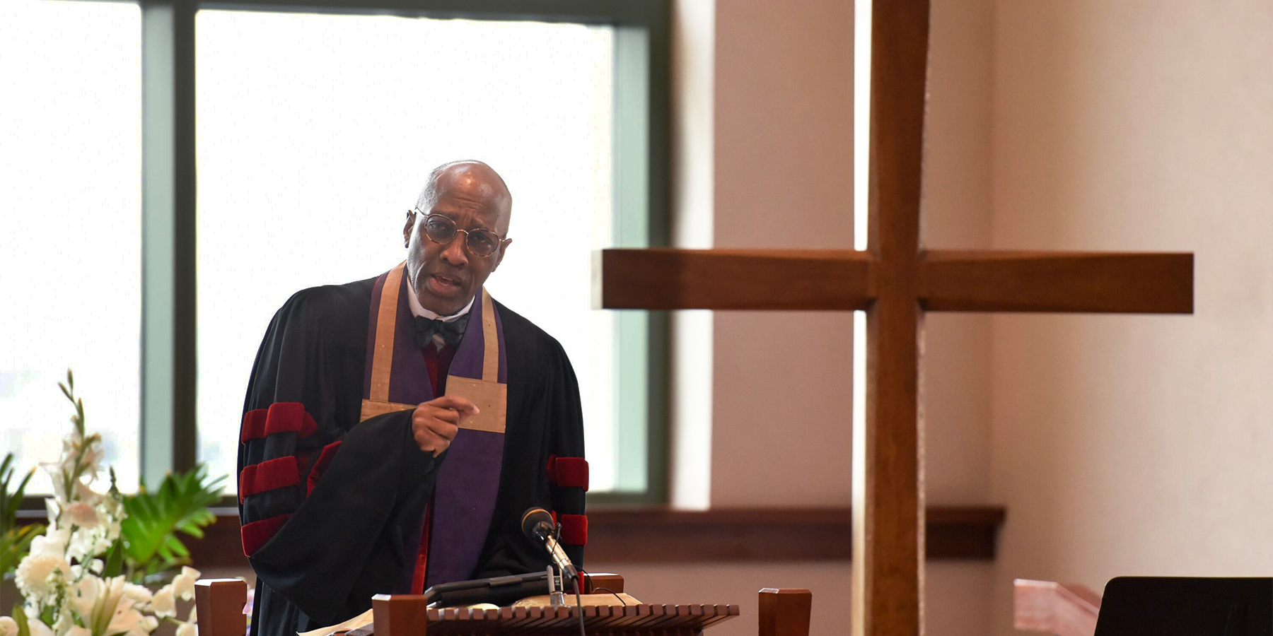 Rev. Dr. J. Herbert Nelson, II, shared his concerns regarding the cash bail system during chapel service at the Presbyterian Center in Louisville. Photo by Rich Copley.