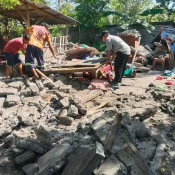 Rubble after an earthquake in the Philippines