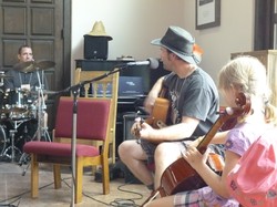 Afternoon jam session with (from left to right) Mike Boggio, Tim Gibbs Zehnder, and Naomi Gibbs Zehnder.